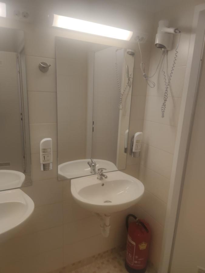 Ch-Hostel Vienne Extérieur photo